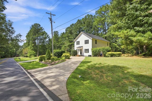 3686 Lake Bluff Drive, Sherrills Ford, NC 28673