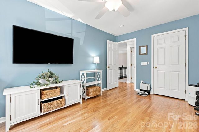3686 Lake Bluff Drive, Sherrills Ford, NC 28673
