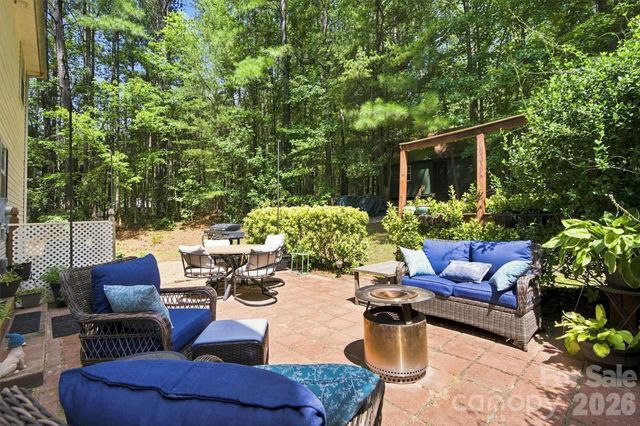 3686 Lake Bluff Drive, Sherrills Ford, NC 28673