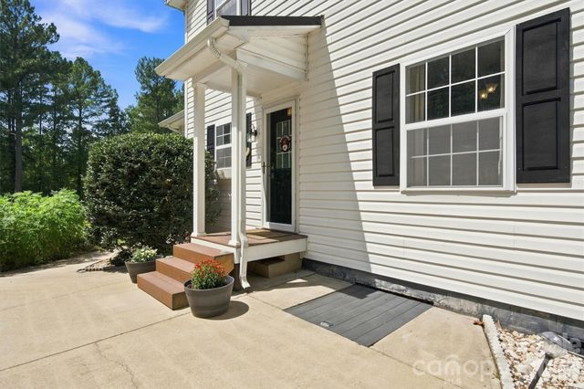 3686 Lake Bluff Drive, Sherrills Ford, NC 28673