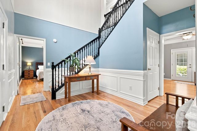 3686 Lake Bluff Drive, Sherrills Ford, NC 28673