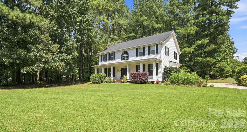 3686 Lake Bluff Drive, Sherrills Ford, NC 28673