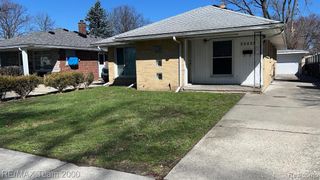 25454 Eton Avenue, Dearborn Heights, MI 48125