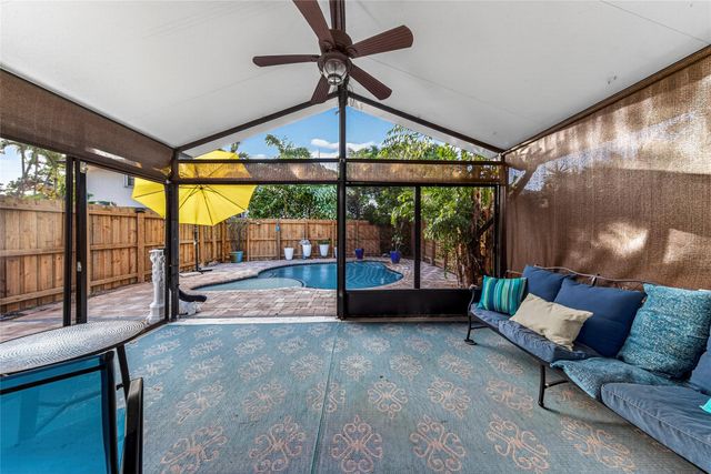 2117 NE 11th Ave 2117, Wilton Manors, FL 33305