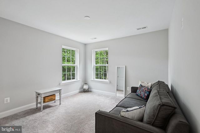 12130 CALVERTS RUN CT, La Plata, MD 20646