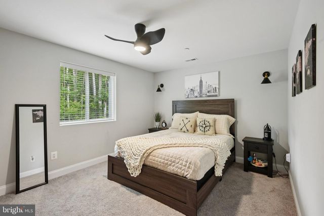 12130 CALVERTS RUN CT, La Plata, MD 20646
