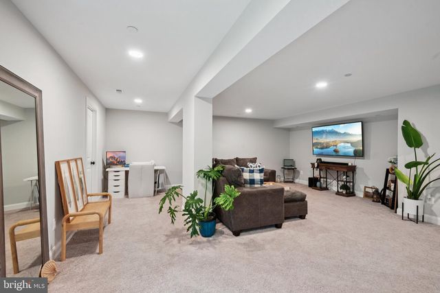 12130 CALVERTS RUN CT, La Plata, MD 20646