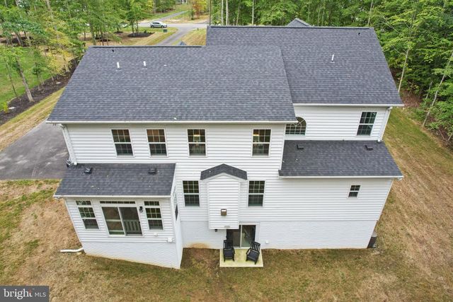 12130 CALVERTS RUN CT, La Plata, MD 20646