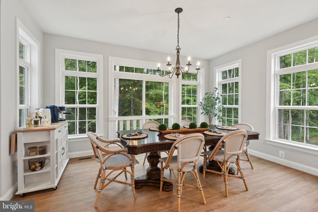 Image 21 of property listing at 12130 CALVERTS RUN CT, La Plata, MD 20646