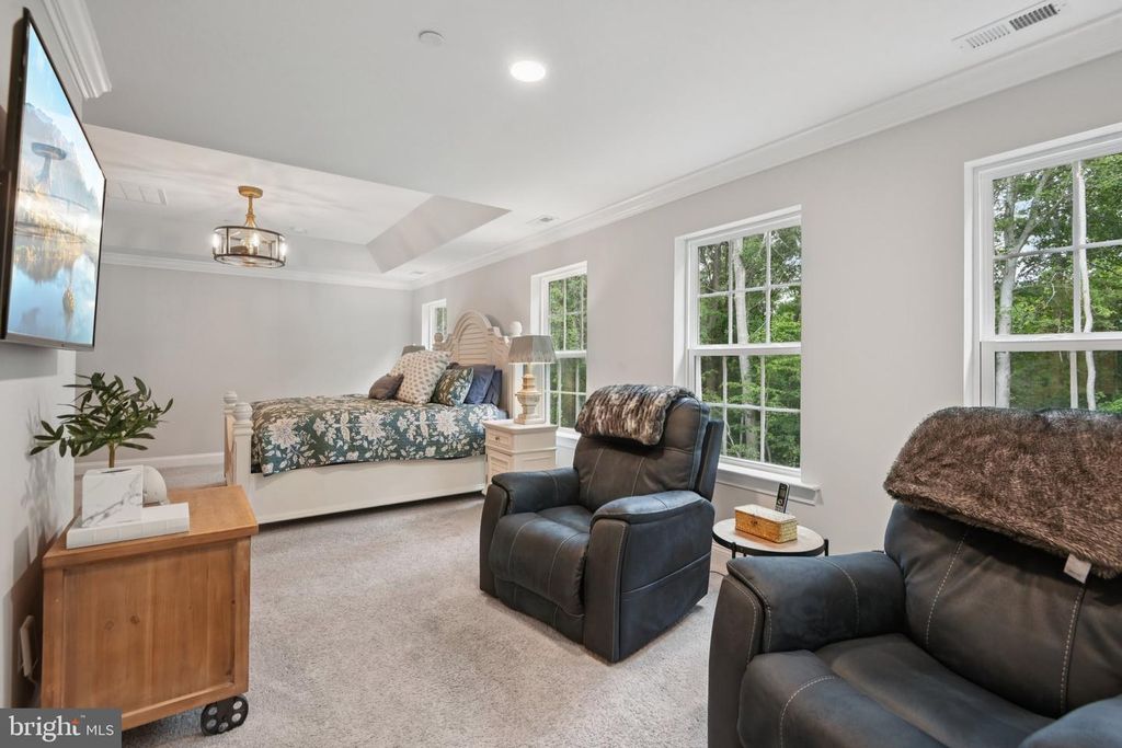 Image 35 of property listing at 12130 CALVERTS RUN CT, La Plata, MD 20646