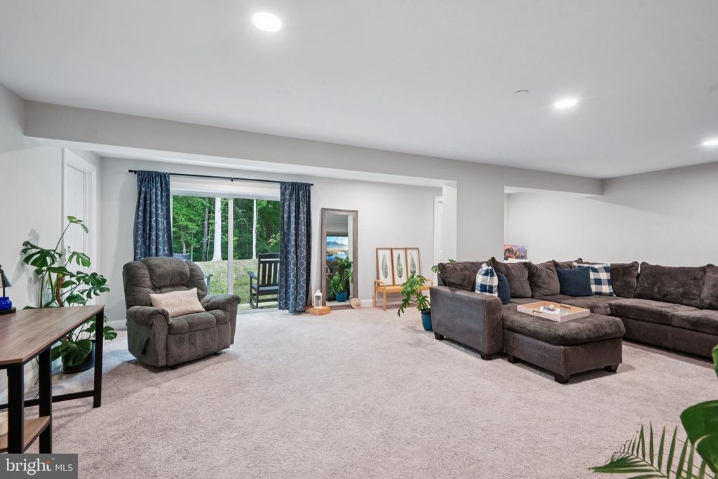 Image 52 of property listing at 12130 CALVERTS RUN CT, La Plata, MD 20646