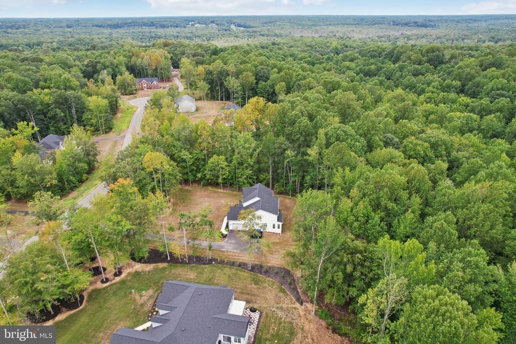 Image 70 of property listing at 12130 CALVERTS RUN CT, La Plata, MD 20646
