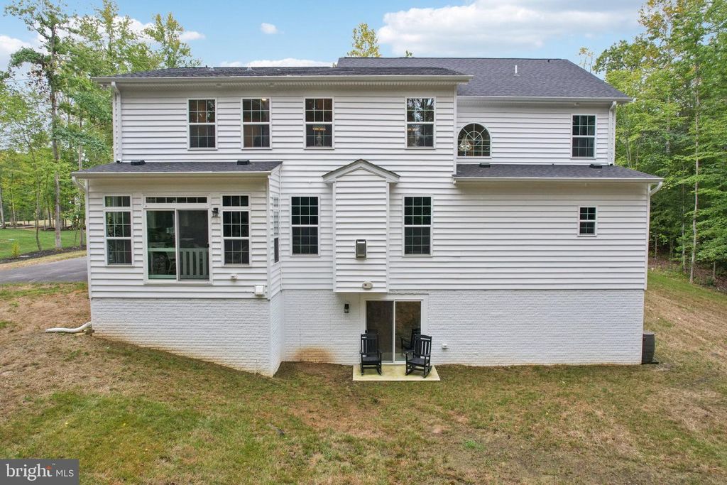 Image 86 of property listing at 12130 CALVERTS RUN CT, La Plata, MD 20646