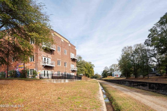 614 Peacock Lane Apt 1, Wilmington, NC 28401