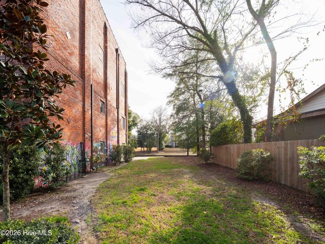 614 Peacock Lane Apt 1, Wilmington, NC 28401