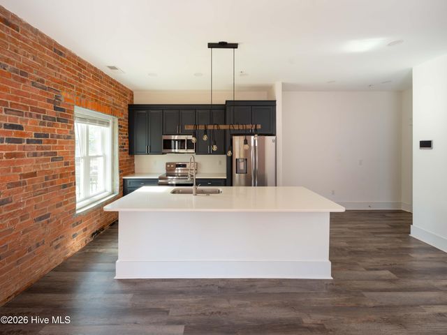 614 Peacock Lane Apt 1, Wilmington, NC 28401