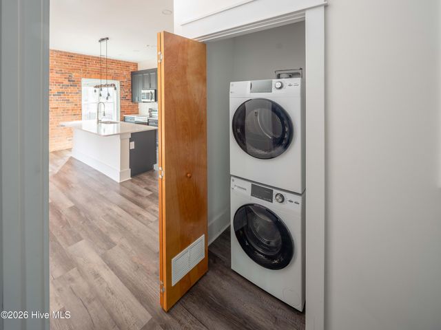 614 Peacock Lane Apt 1, Wilmington, NC 28401