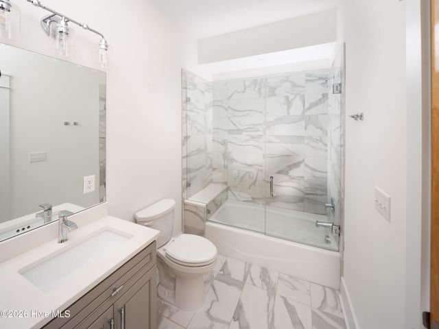 614 Peacock Lane Apt 1, Wilmington, NC 28401