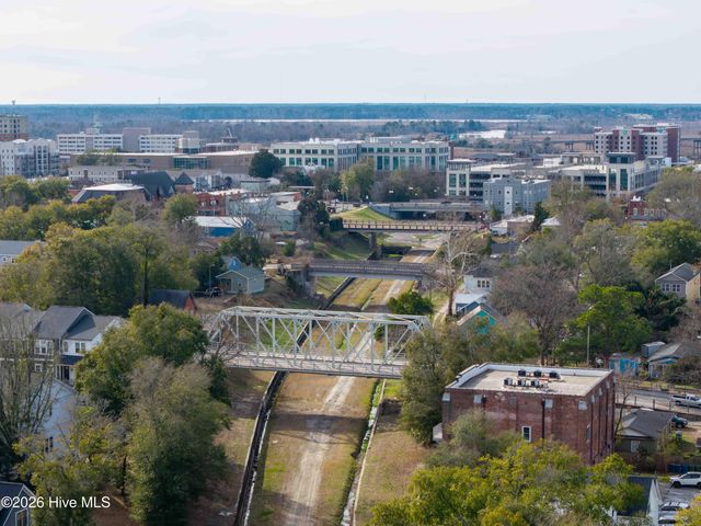 614 Peacock Lane Apt 1, Wilmington, NC 28401