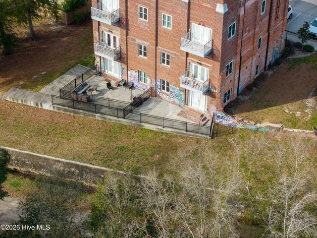 614 Peacock Lane Apt 1, Wilmington, NC 28401