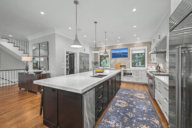 30 Morgan Place Drive, Isle Of Palms, SC 29451