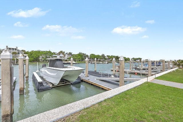 30 Morgan Place Drive, Isle Of Palms, SC 29451