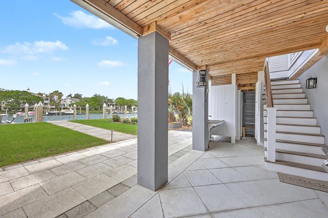 30 Morgan Place Drive, Isle Of Palms, SC 29451