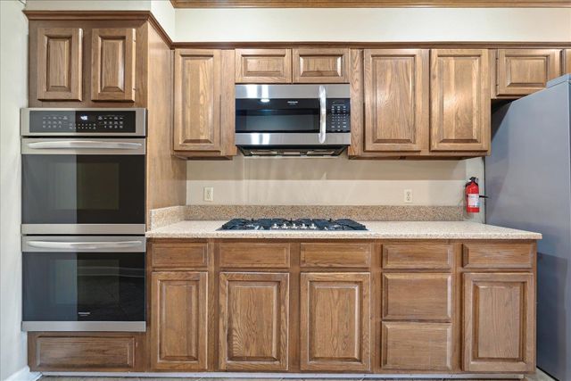 5680 HERALD SQ, Memphis, TN 38120