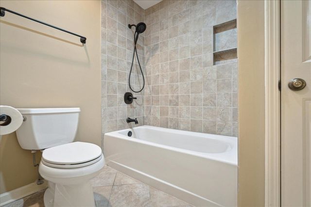 5680 HERALD SQ, Memphis, TN 38120