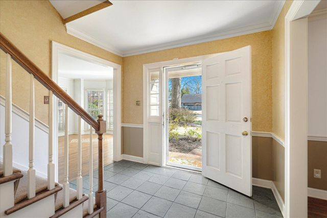 5680 HERALD SQ, Memphis, TN 38120