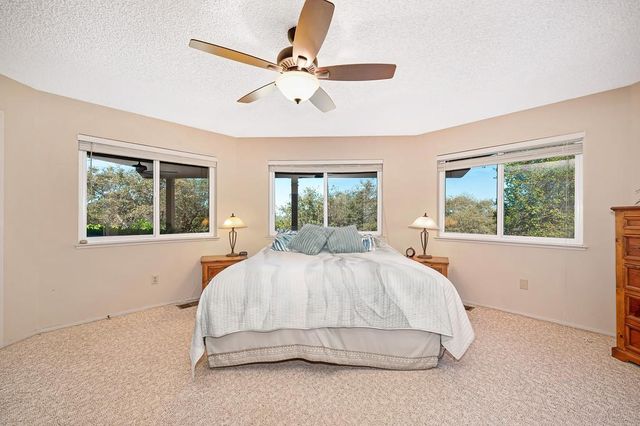 6227 Westview Ct, Auburn, CA 95602