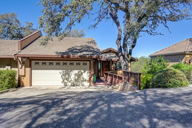6227 Westview Ct, Auburn, CA 95602