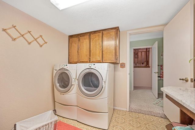 6227 Westview Ct, Auburn, CA 95602