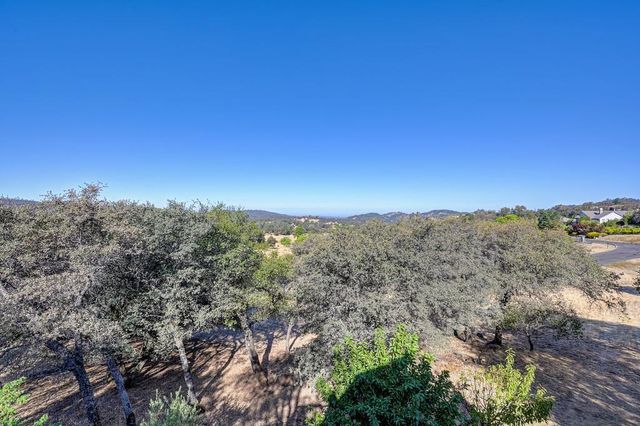 6227 Westview Ct, Auburn, CA 95602