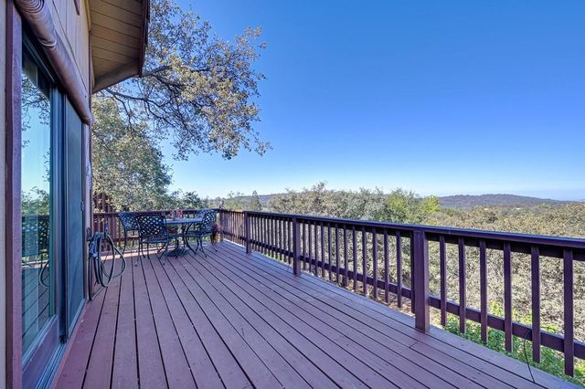 6227 Westview Ct, Auburn, CA 95602