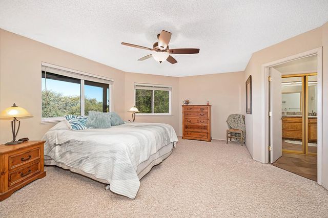 6227 Westview Ct, Auburn, CA 95602