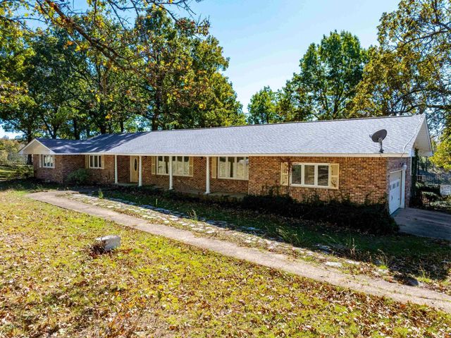 717 Green Valley Ln, Viola, AR 72583