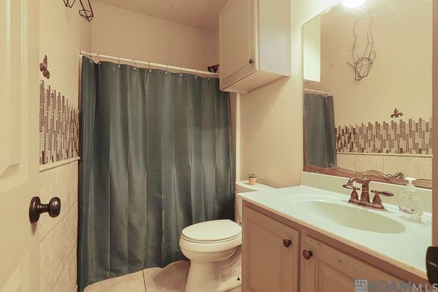 39053 Corinne Cir, Prairieville, LA 70769