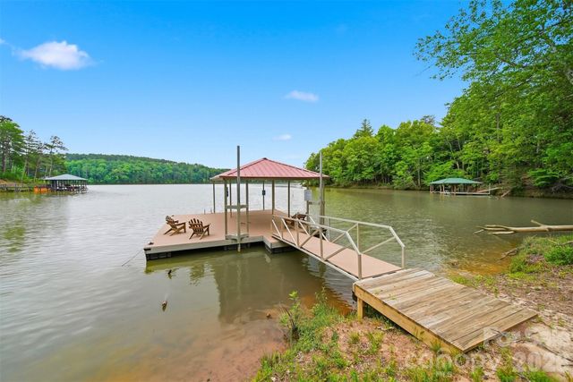 1776 Cove Side Drive, Granite Falls, NC 28630