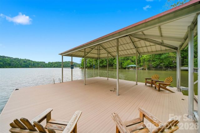 1776 Cove Side Drive, Granite Falls, NC 28630