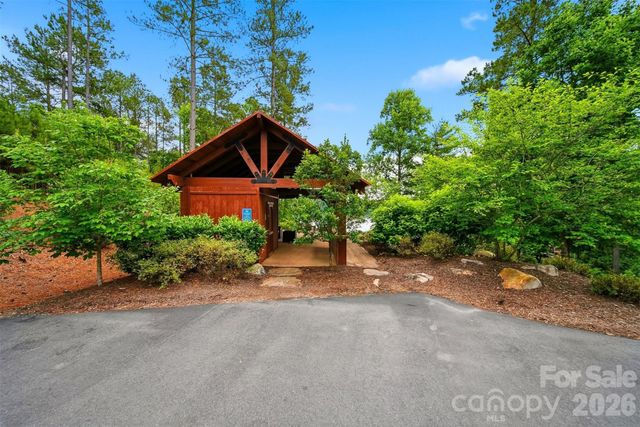 1776 Cove Side Drive, Granite Falls, NC 28630