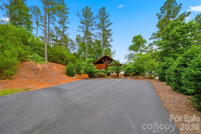 1776 Cove Side Drive, Granite Falls, NC 28630
