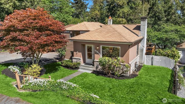 10208 23rd Avenue NE, Seattle, WA 98125