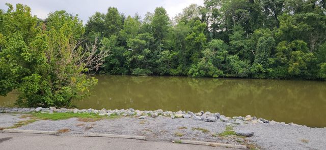 13384 Hardy RD, Hardy, VA 24101