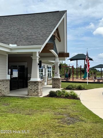 1146 King Eider Way, Winnabow, NC 28479