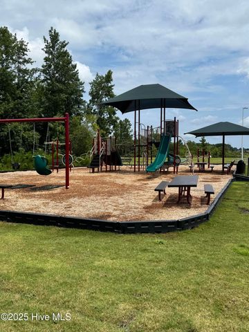 1146 King Eider Way, Winnabow, NC 28479