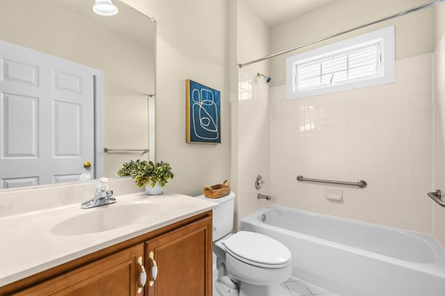 22208 FAIR GARDEN LN, Clarksburg, MD 20871