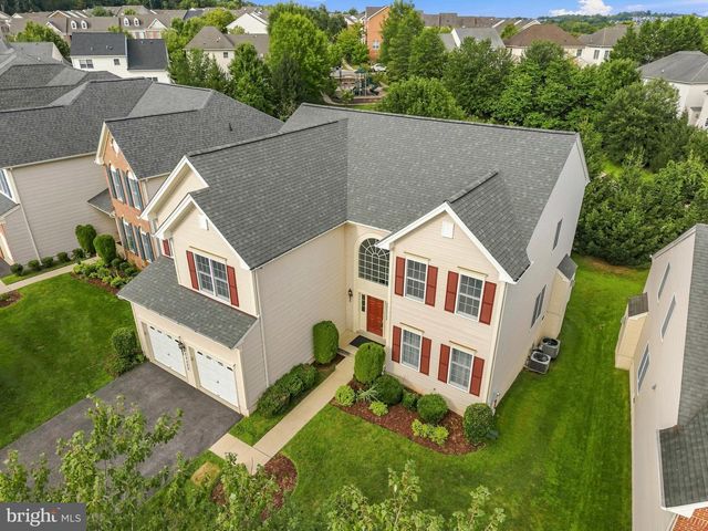 22208 FAIR GARDEN LN, Clarksburg, MD 20871