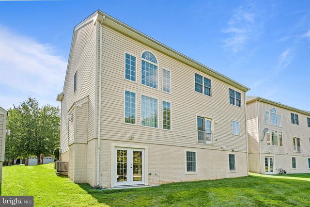 22208 FAIR GARDEN LN, Clarksburg, MD 20871
