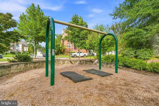 22208 FAIR GARDEN LN, Clarksburg, MD 20871